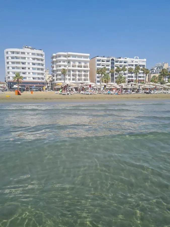 Alex Beach Apartment 34 لارنكا
